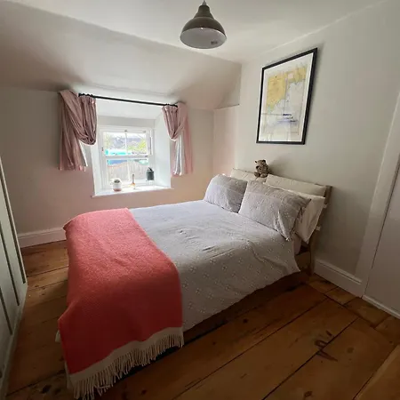 Beautiful Heritage Cottage Mawnan Smith Экстерьер фото
